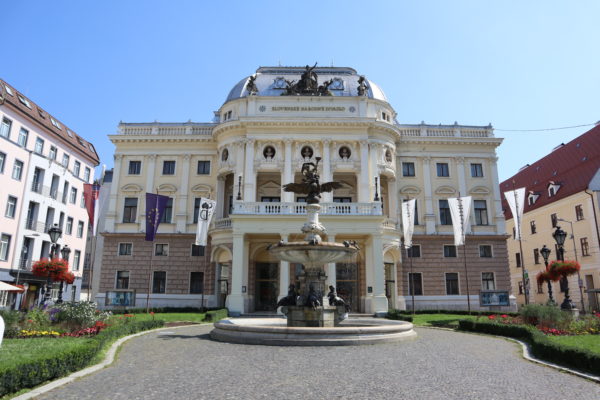 teatro-Nacional-Bratislava