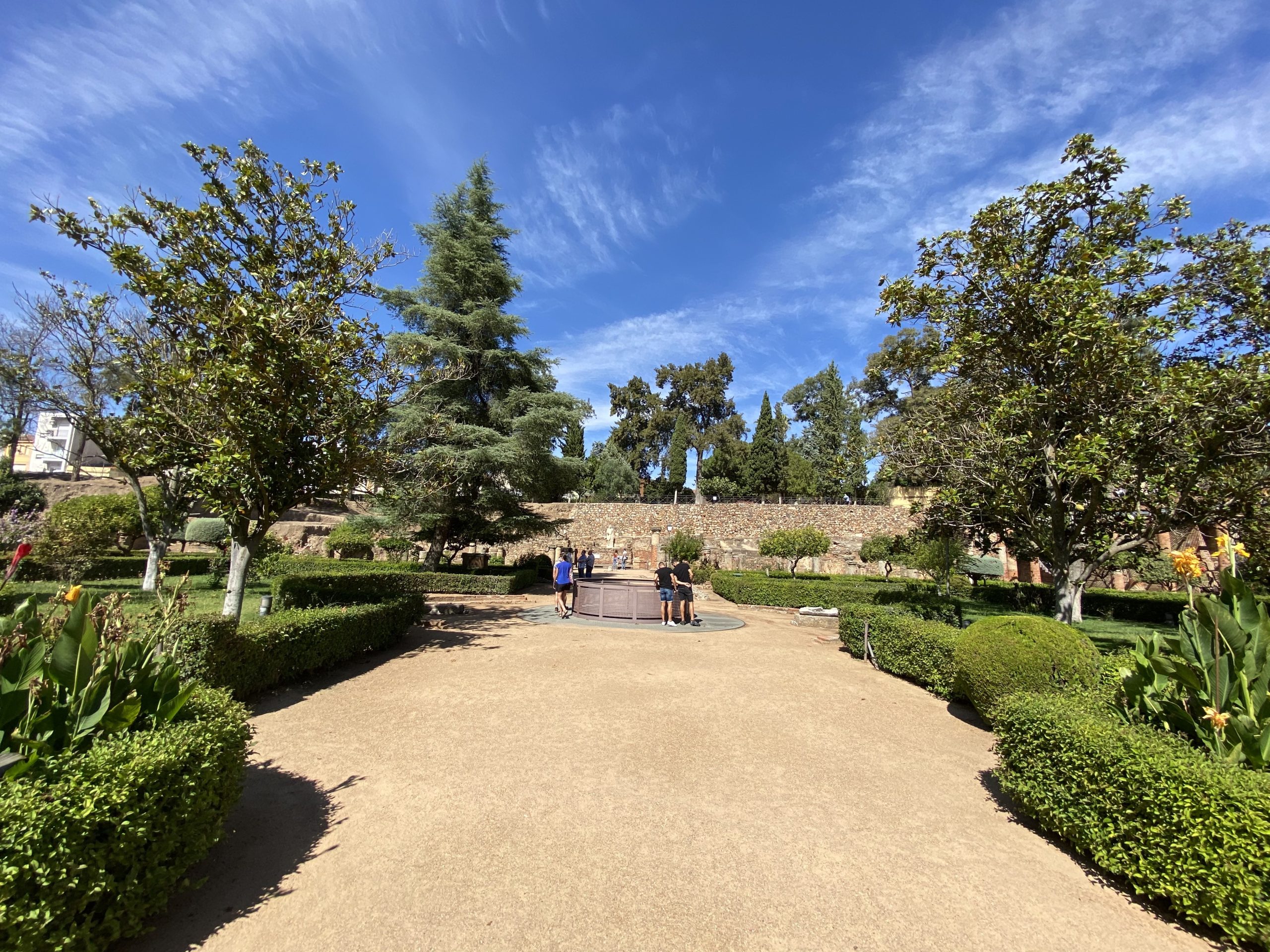 jardin-teatro-romano-merida