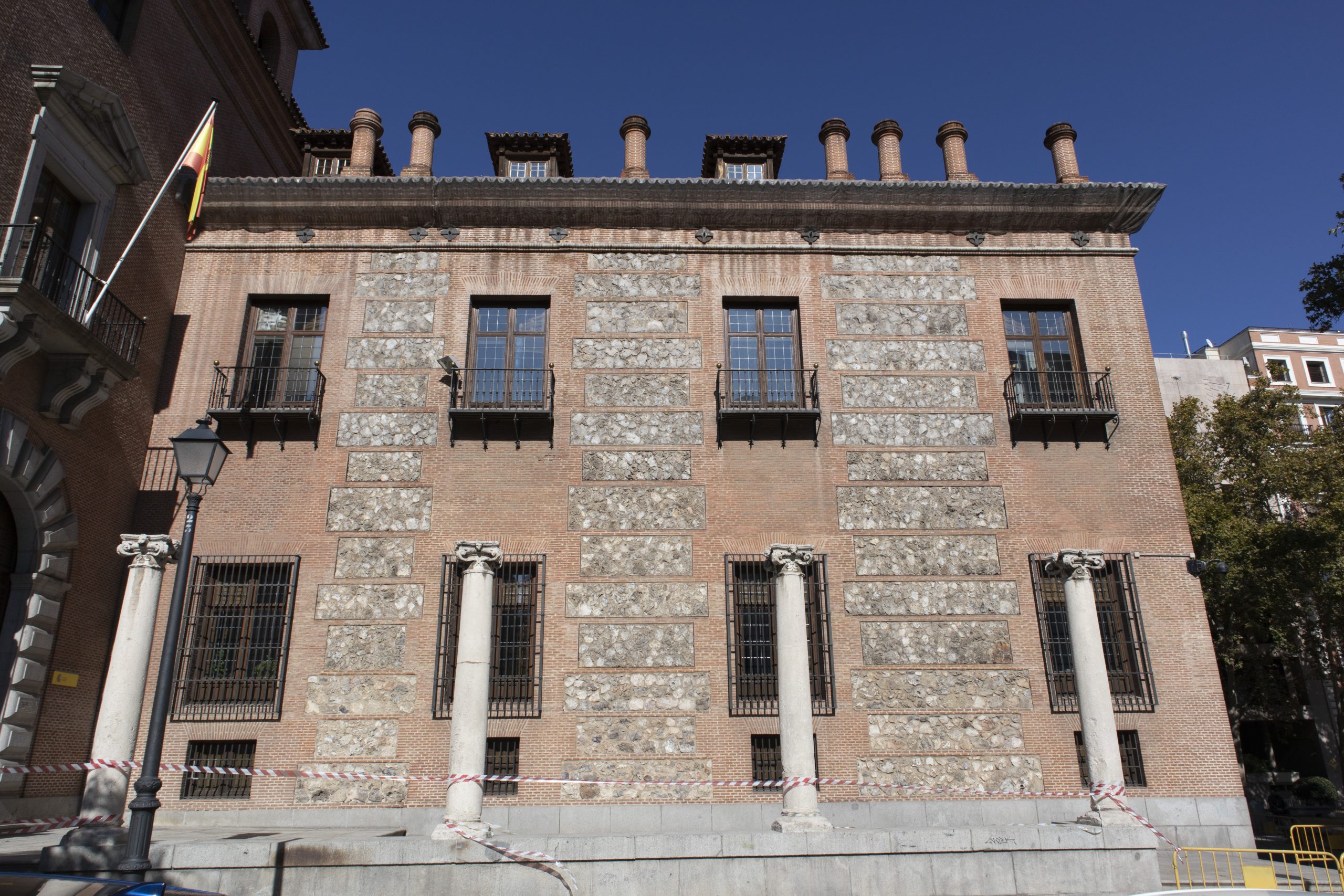 casa-siete-chimeneas-madrid