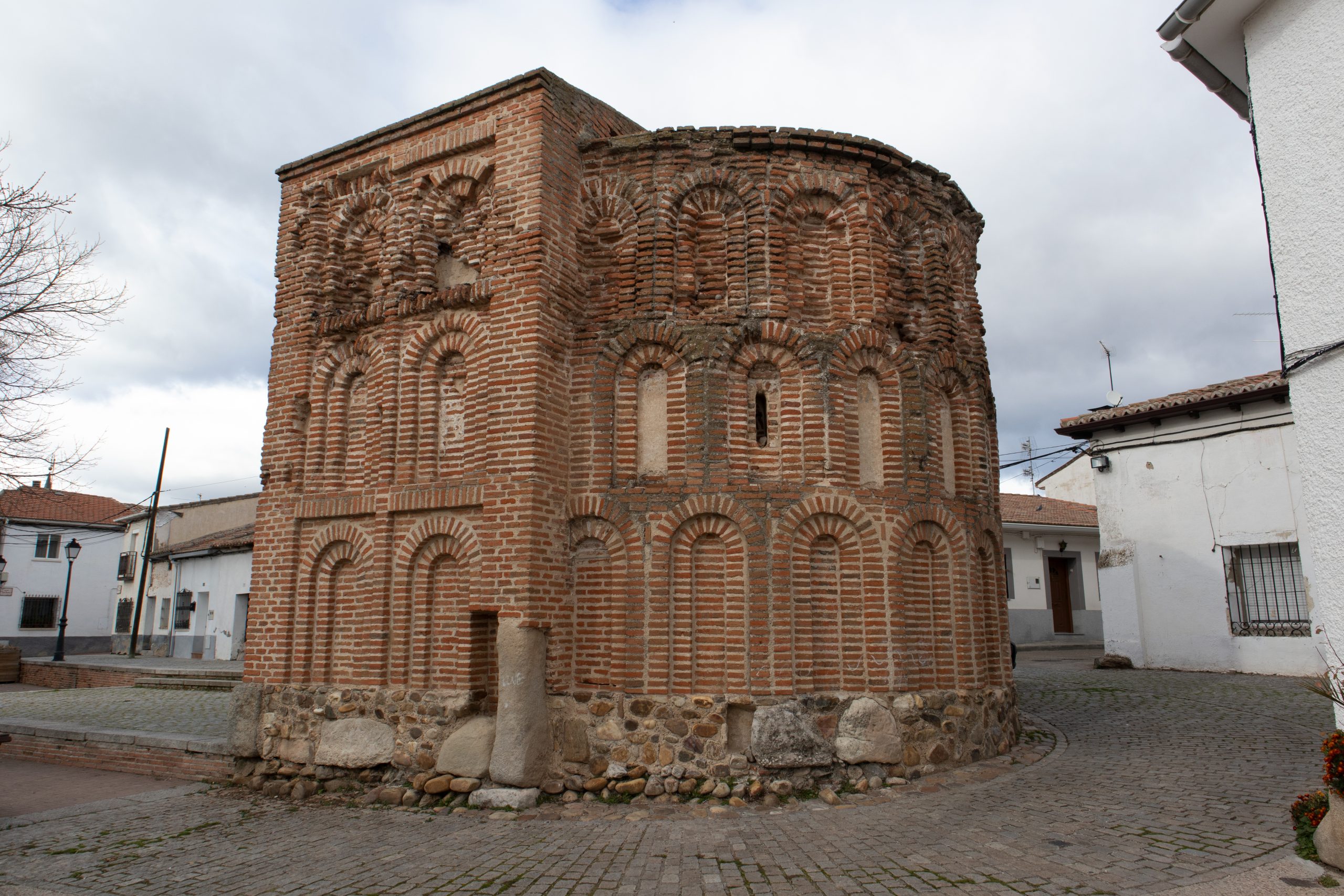 abside-de-los-milagros-Talamanca-de-Jarama