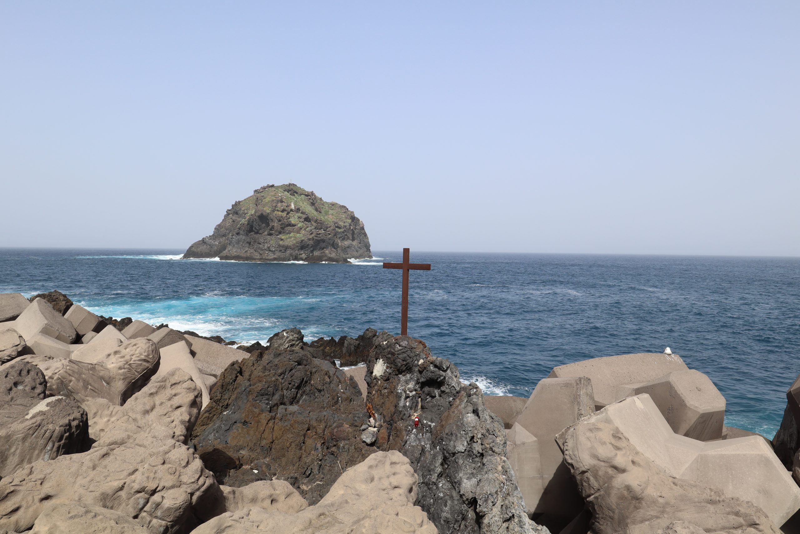 playa-roque-de-Garachico