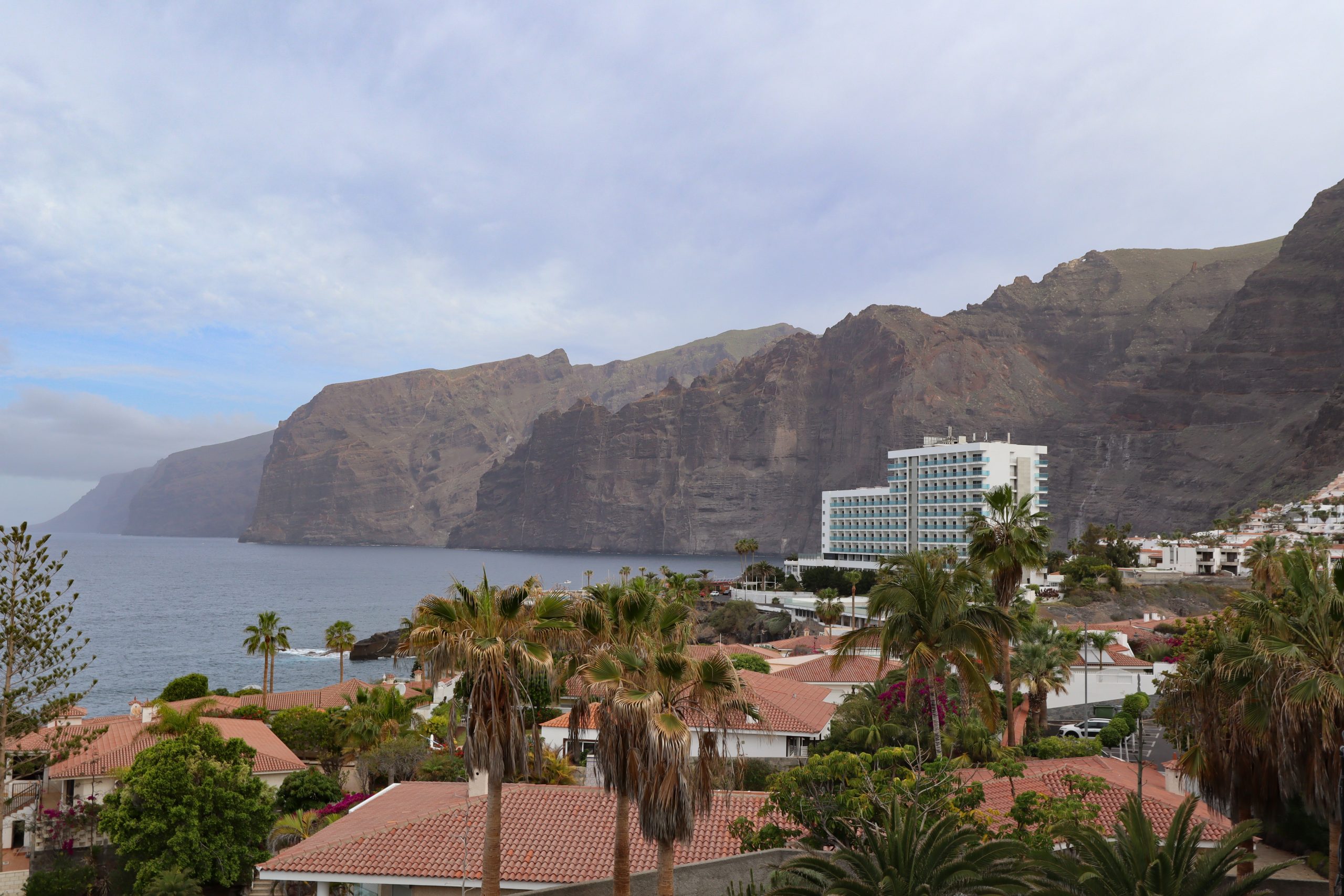 playa-acantilados-de-los-gigantes