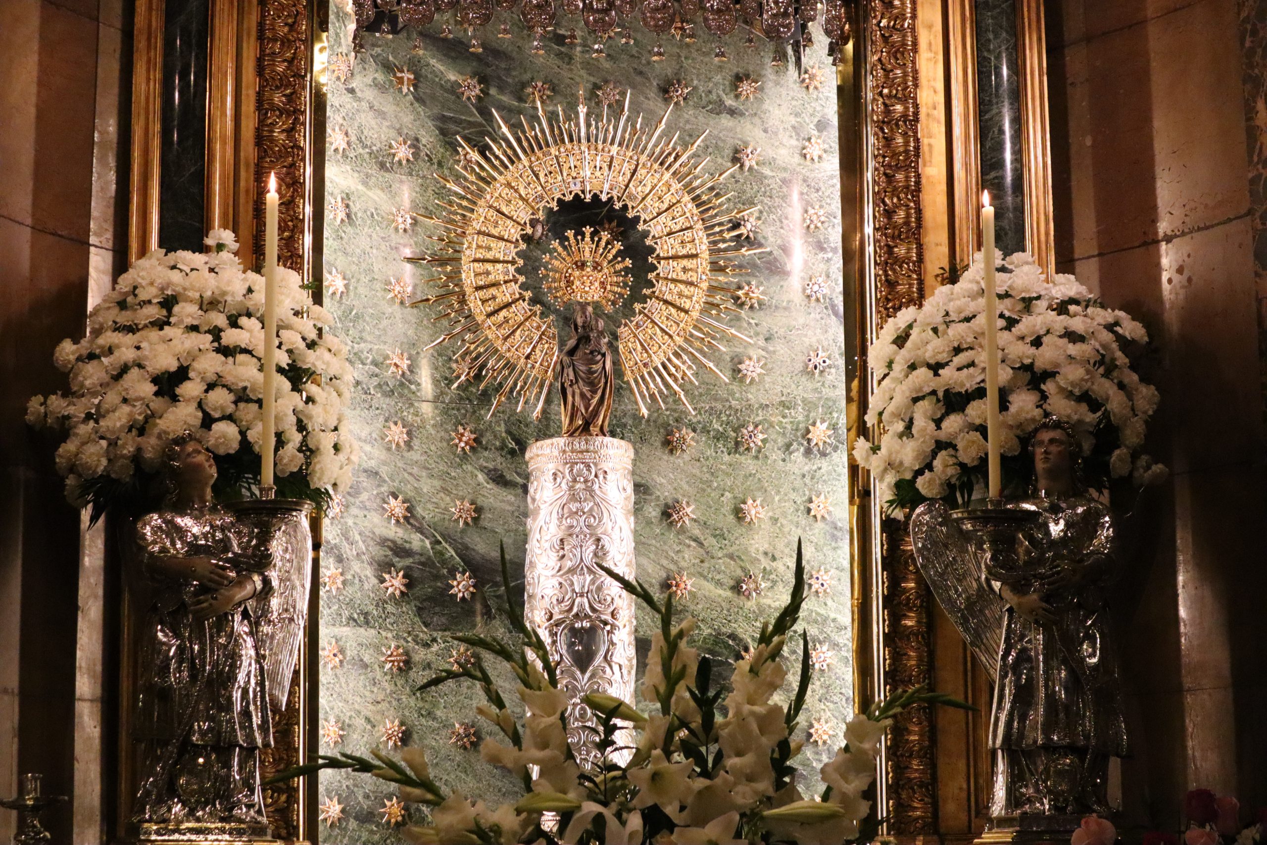 virgen-del-pilar-zaragoza