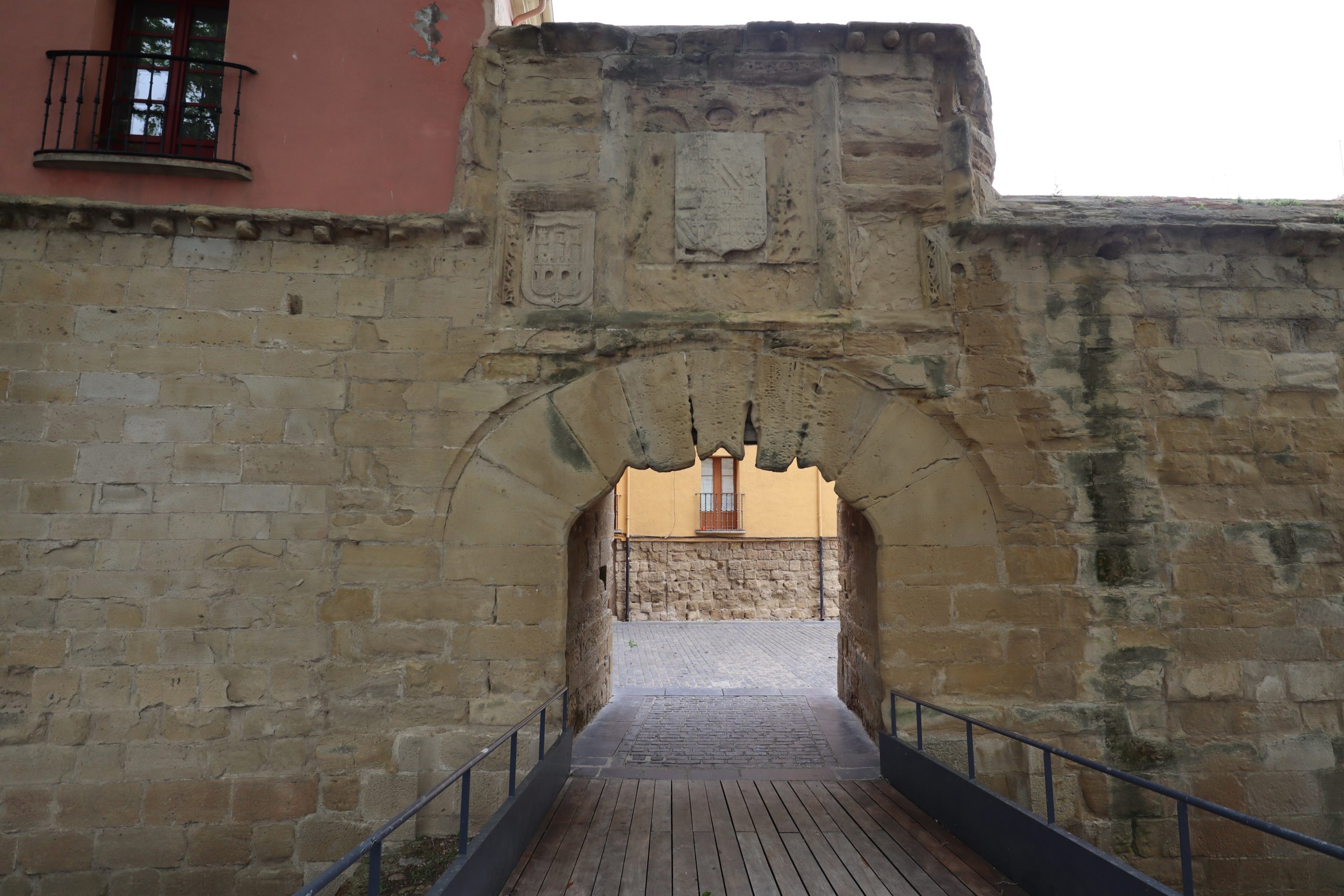 puerta-del-oeste-logroño