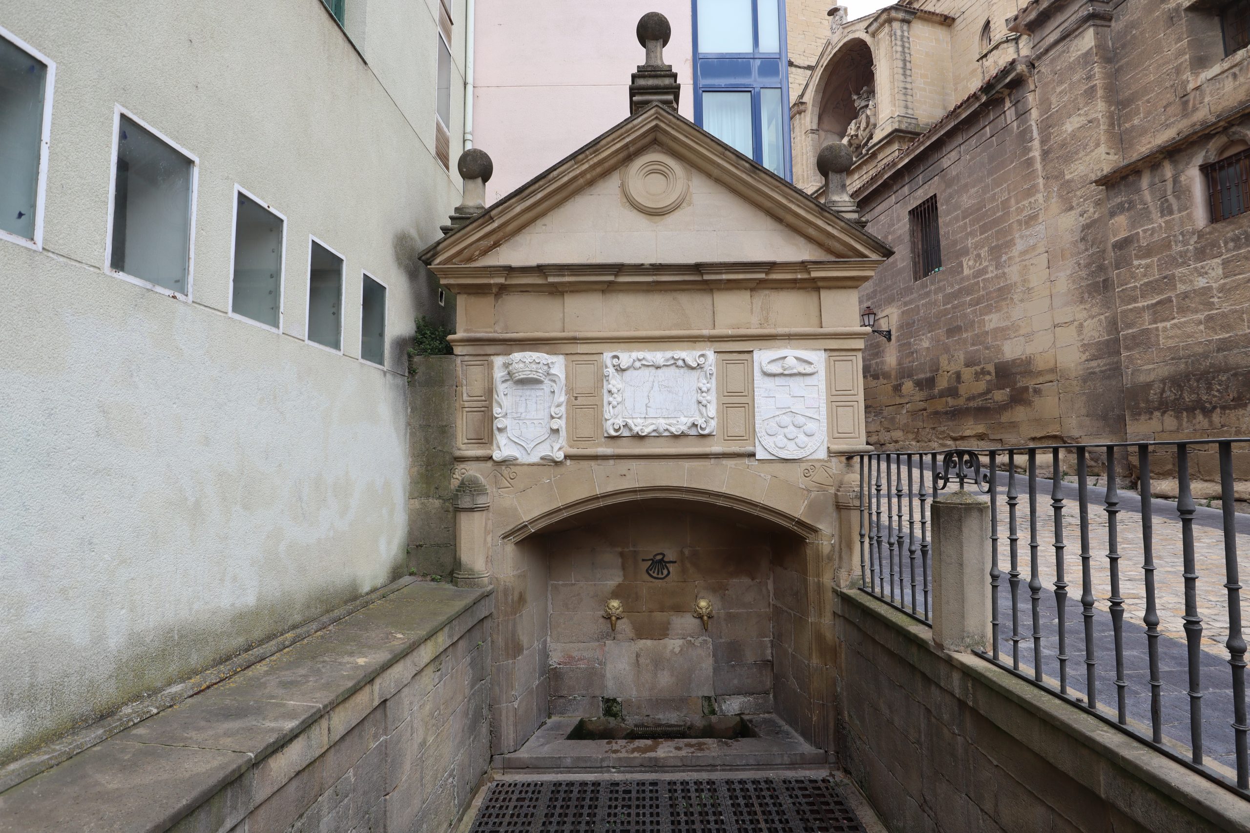 fuente-del-peregrino-logroño