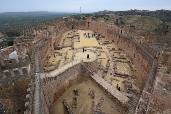 Cómo visitar el castillo de Baños de la Encina