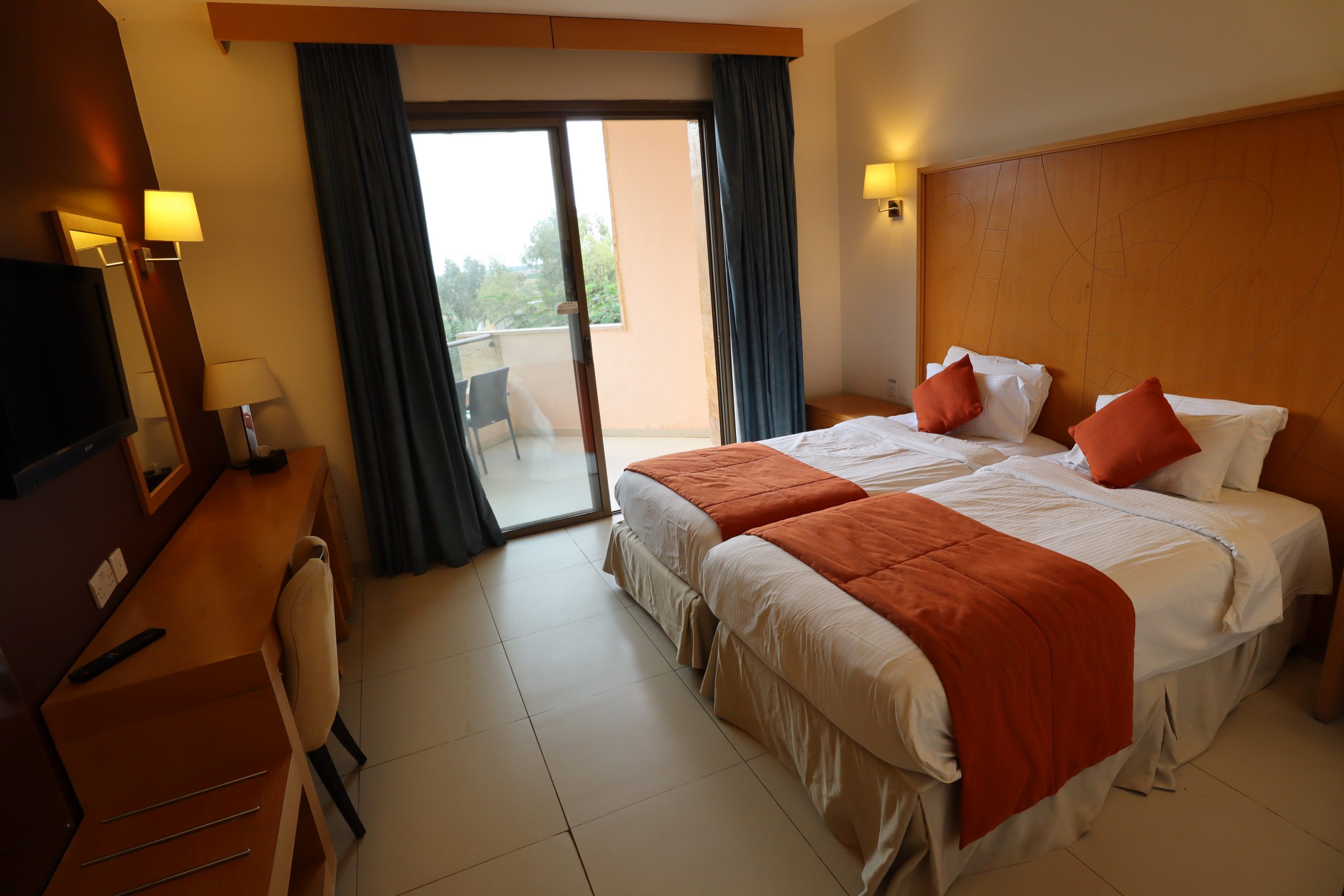 hotel-mar-muerto-jordania-betania