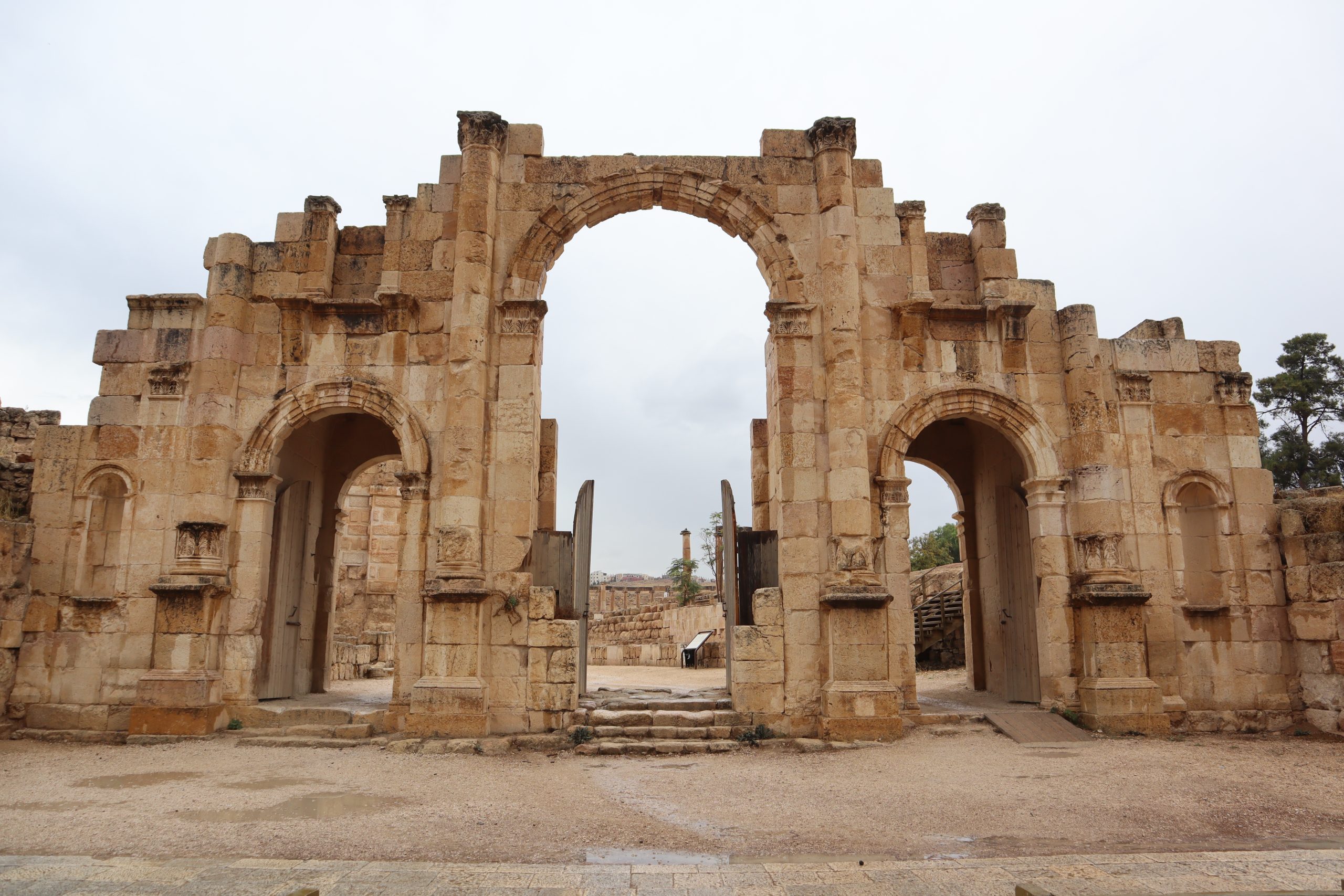 tours-en-jerash