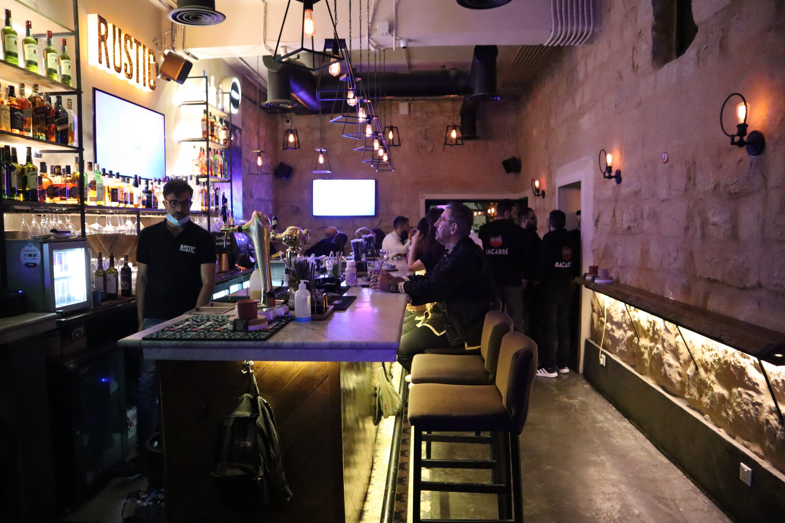 pub-amman-jordania
