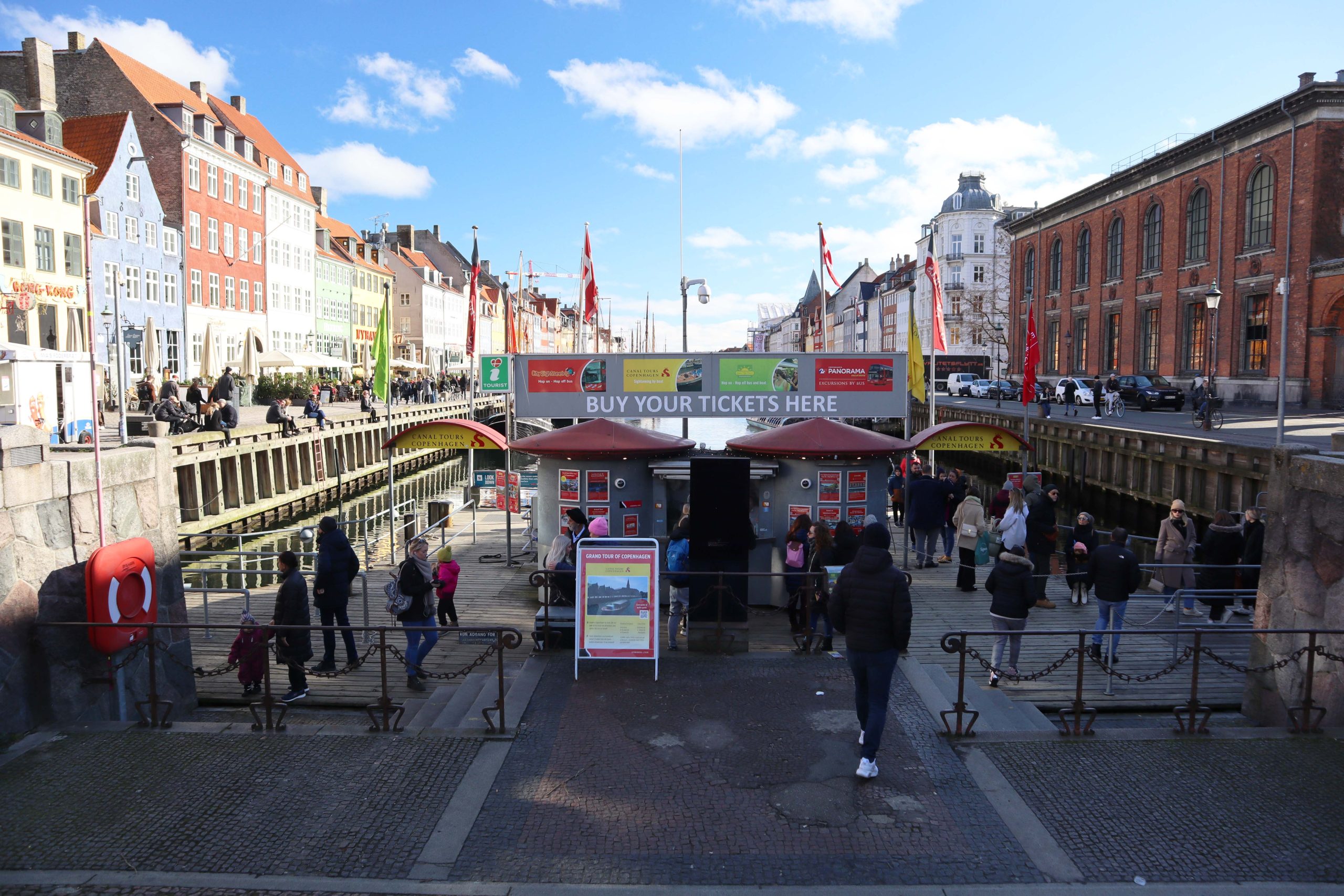 paseo-barco-canales-nyhavn