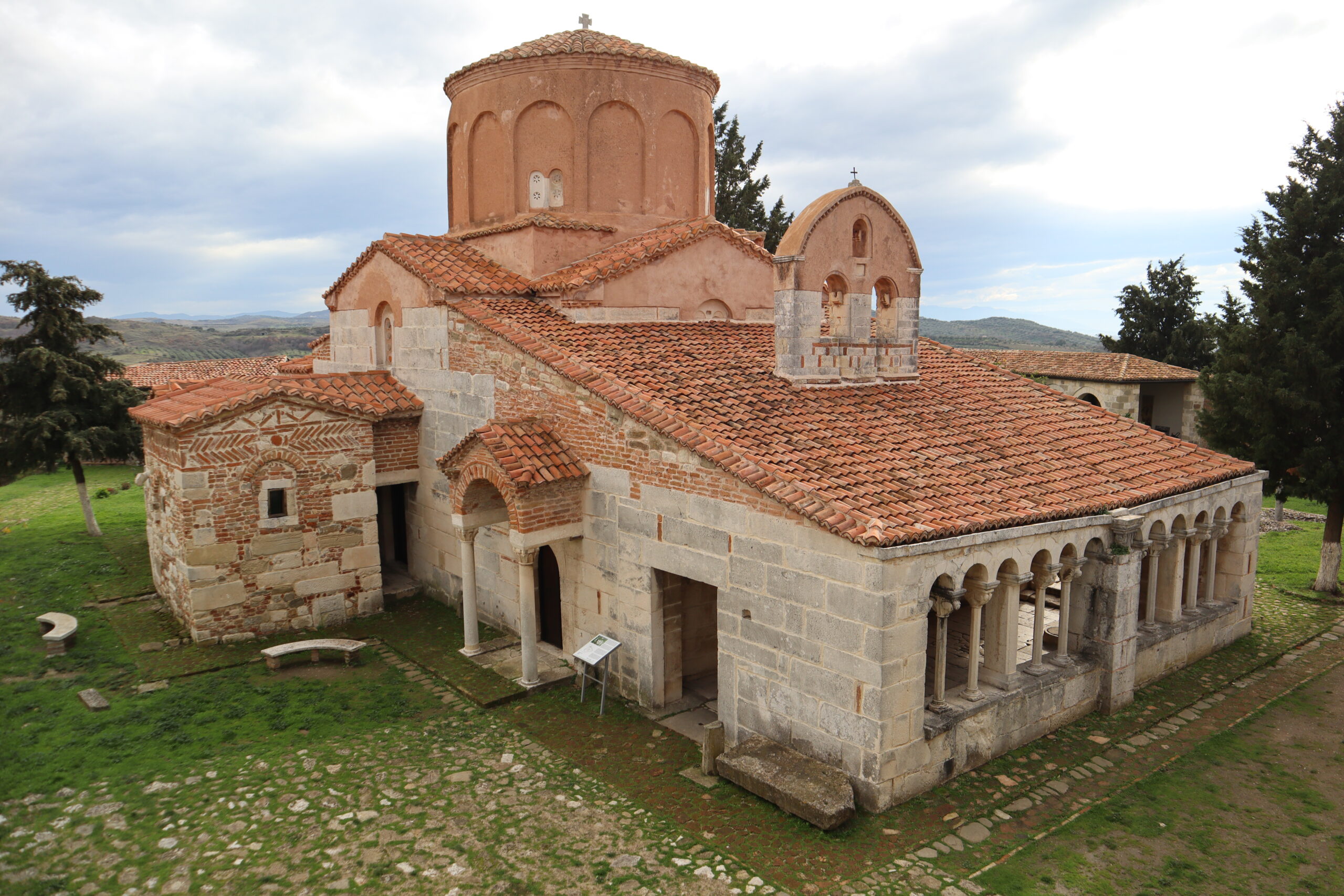 iglesia-santa-maria-apolonia-albania