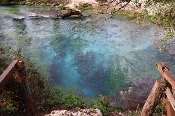 Cómo ir a Blue Eye, el misterioso lago albanés