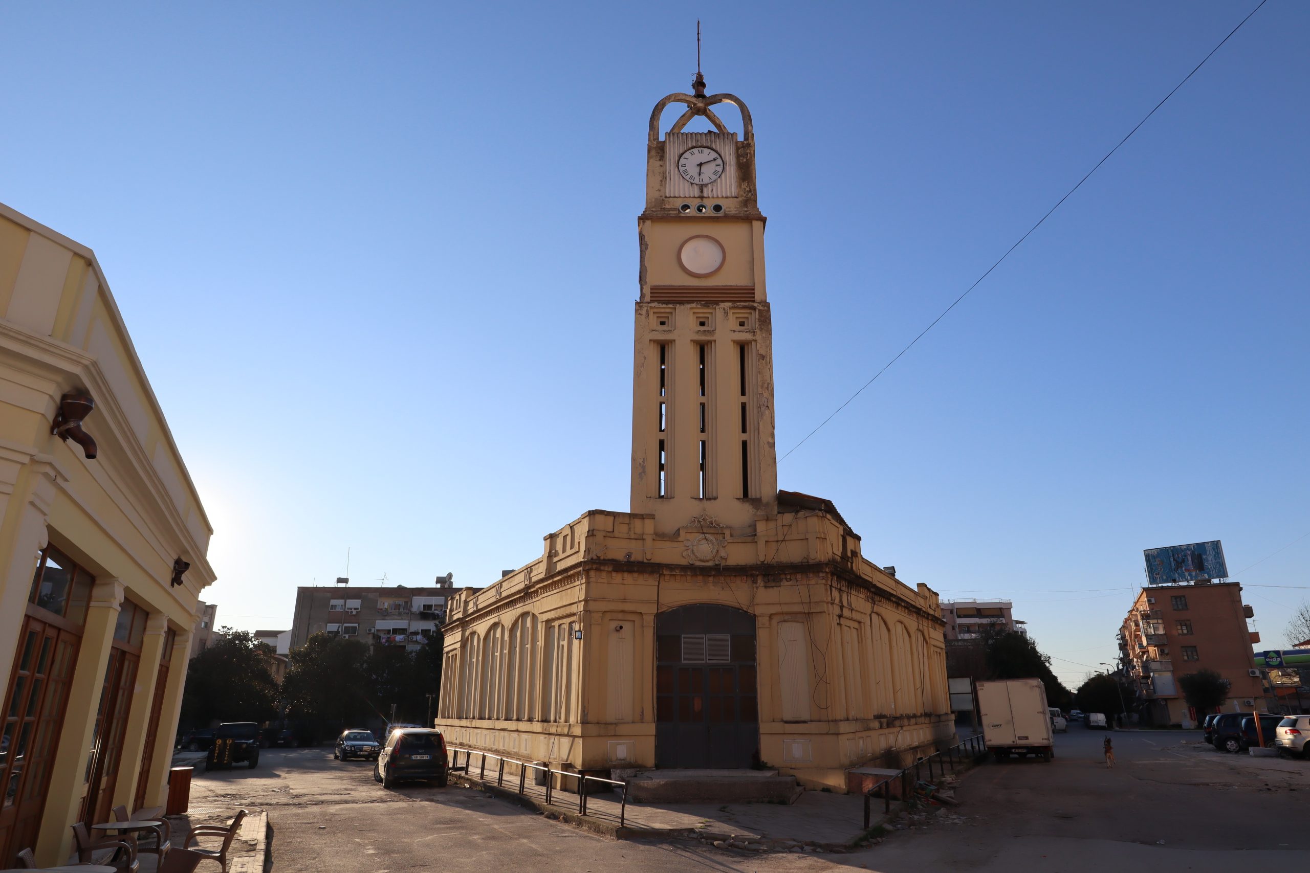 torre-reloj-vlora-albania