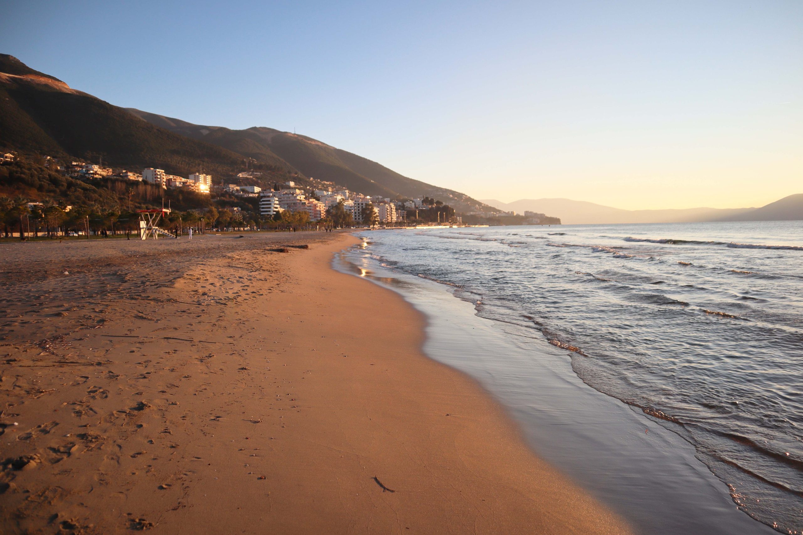 playa-vlore-albania