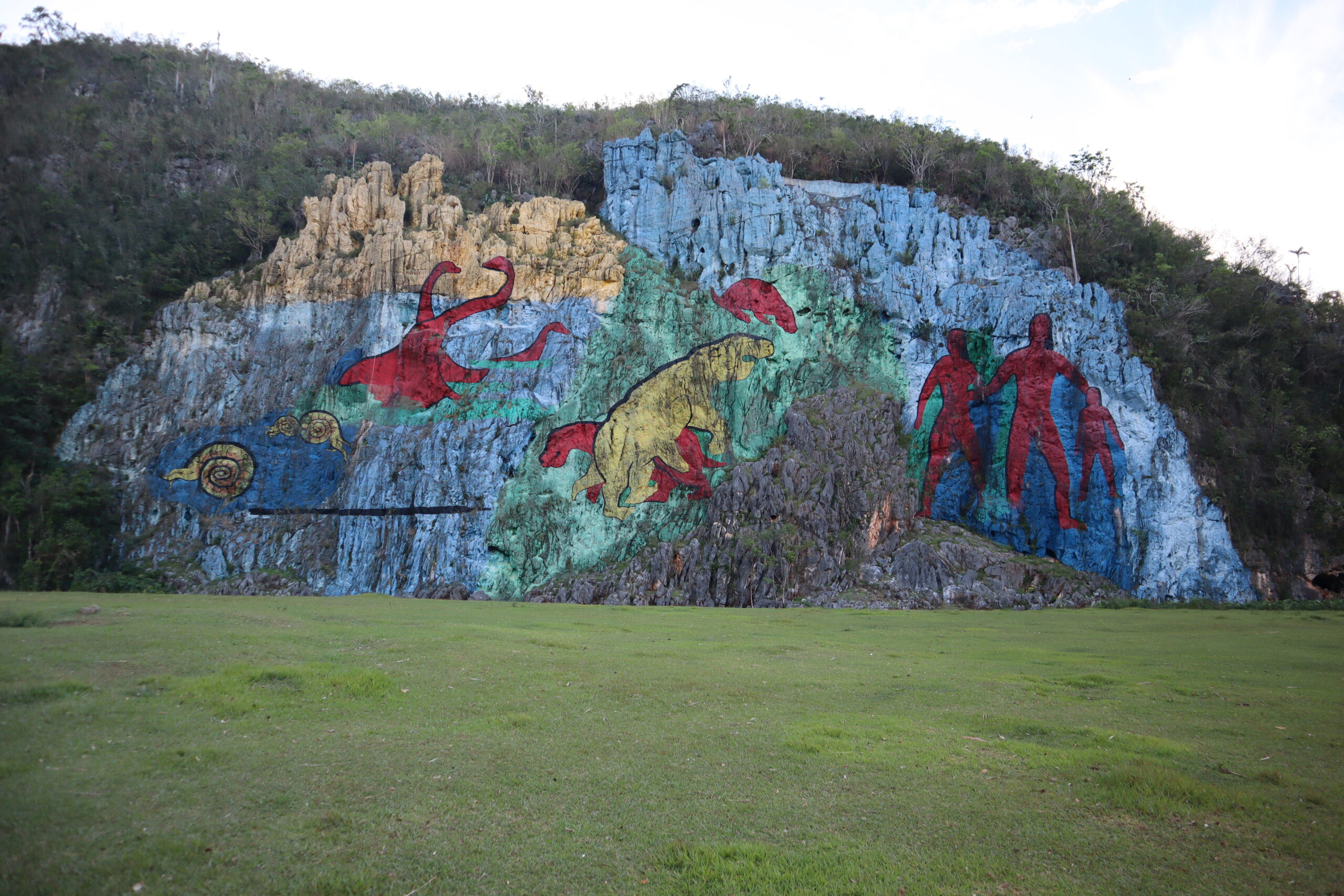 mural-prehistoria-viñales