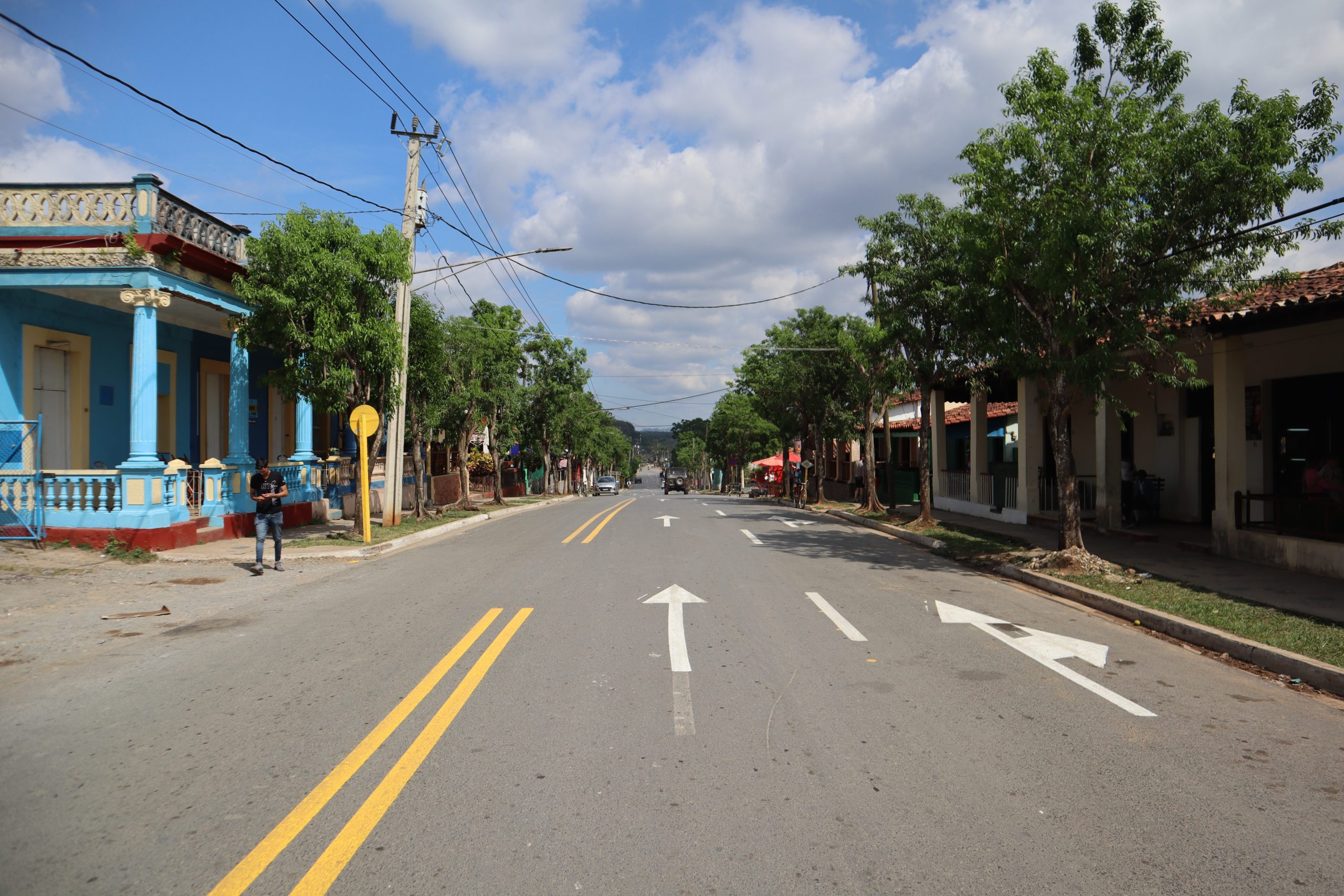 calle-salvador-cisneros