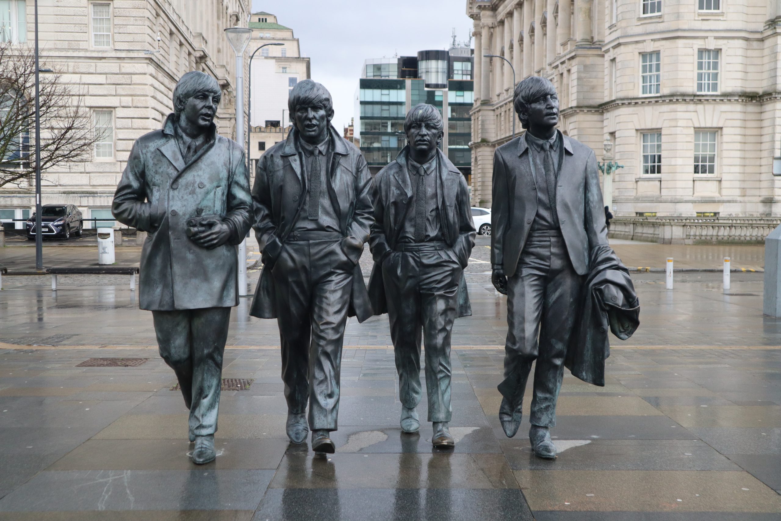 monumento-beatles-muelle