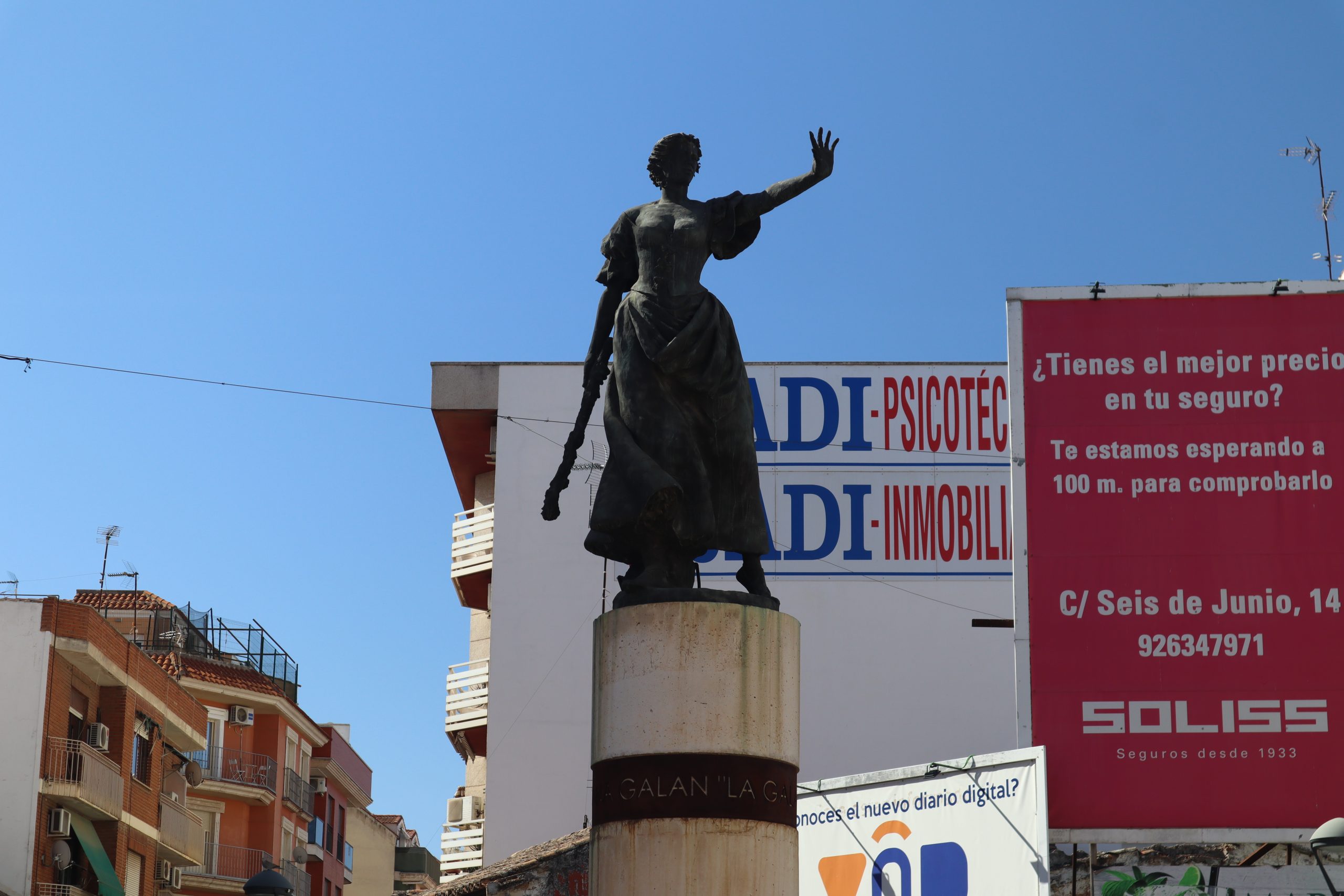 monumento-la-galana