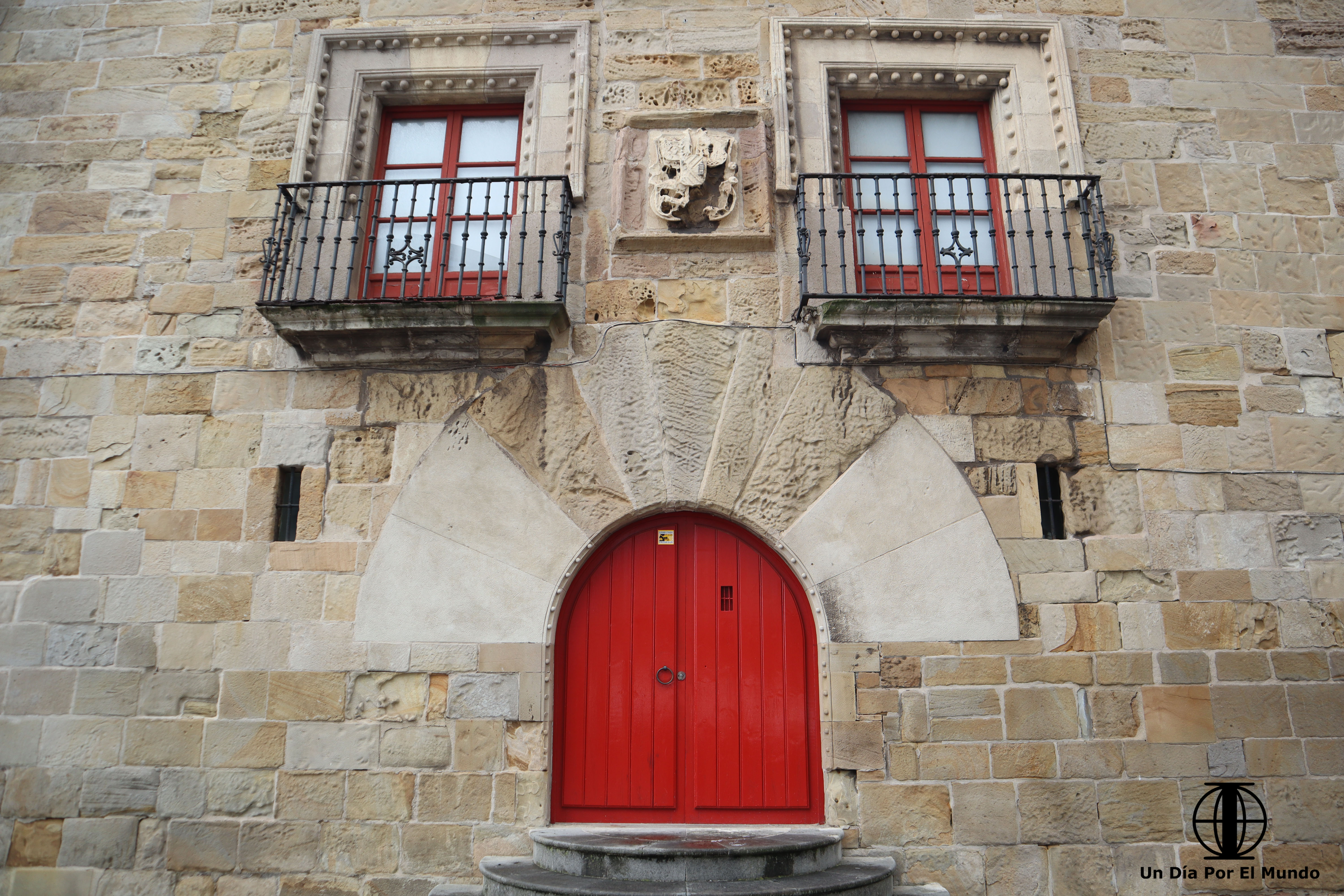 donde alojarse en gijon dos dias