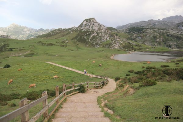 Covadonga: lagos y Santuario