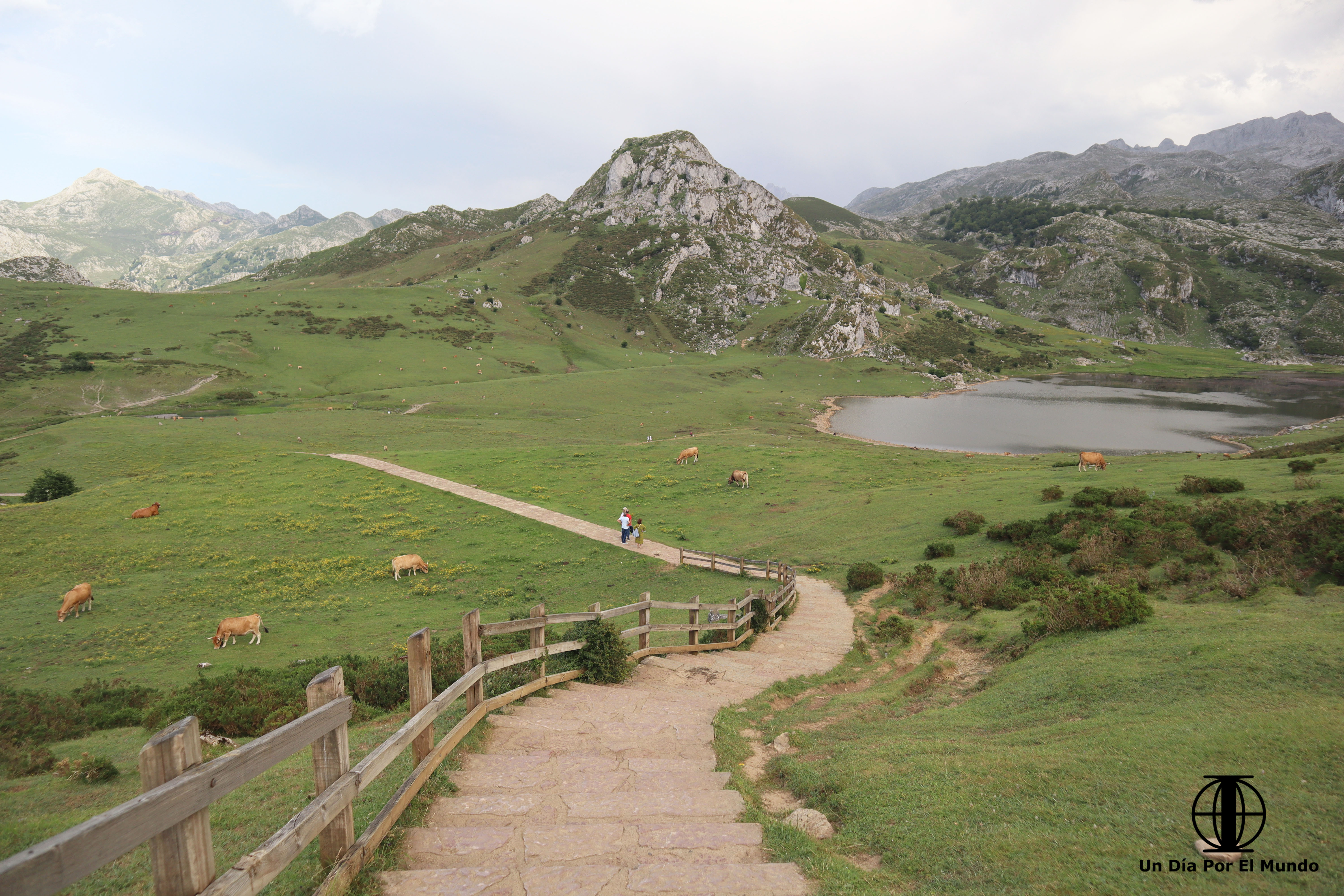 que ver en llanes y alrededores