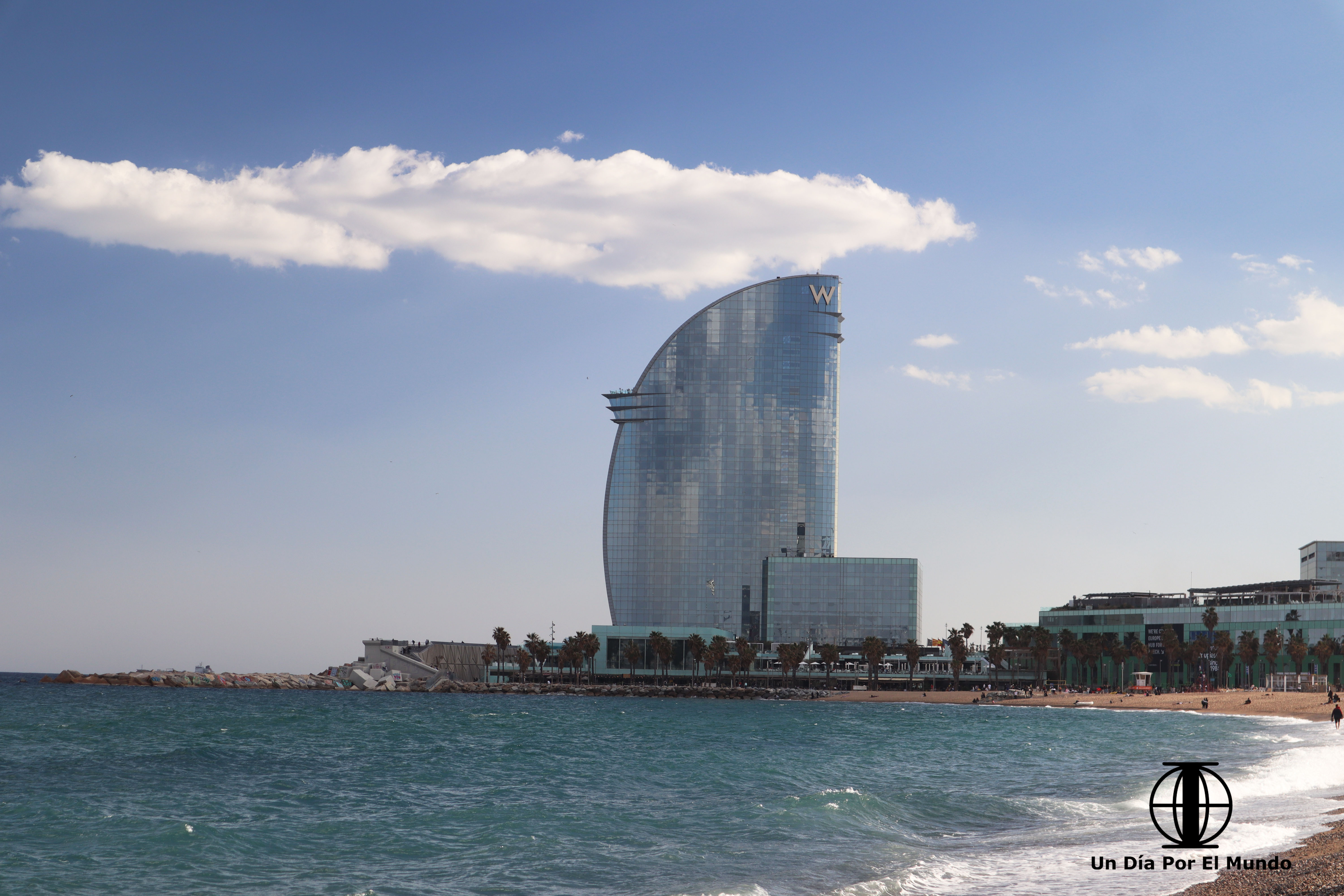 lugares imprescindibles que visitar en barcelona en un dia