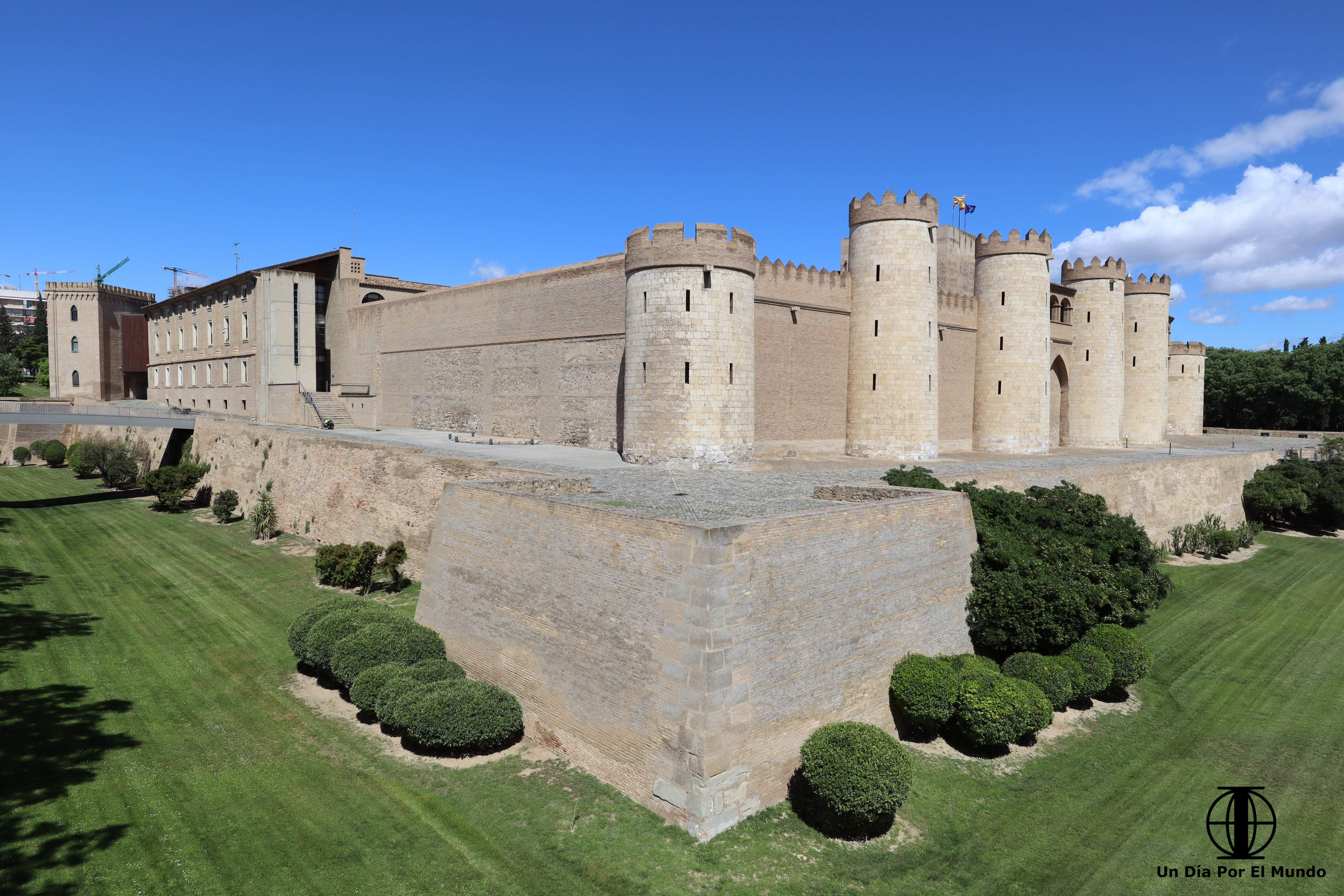 palacio-de-la-aljaferia-de-zaragoza Palacio de la Aljafería
