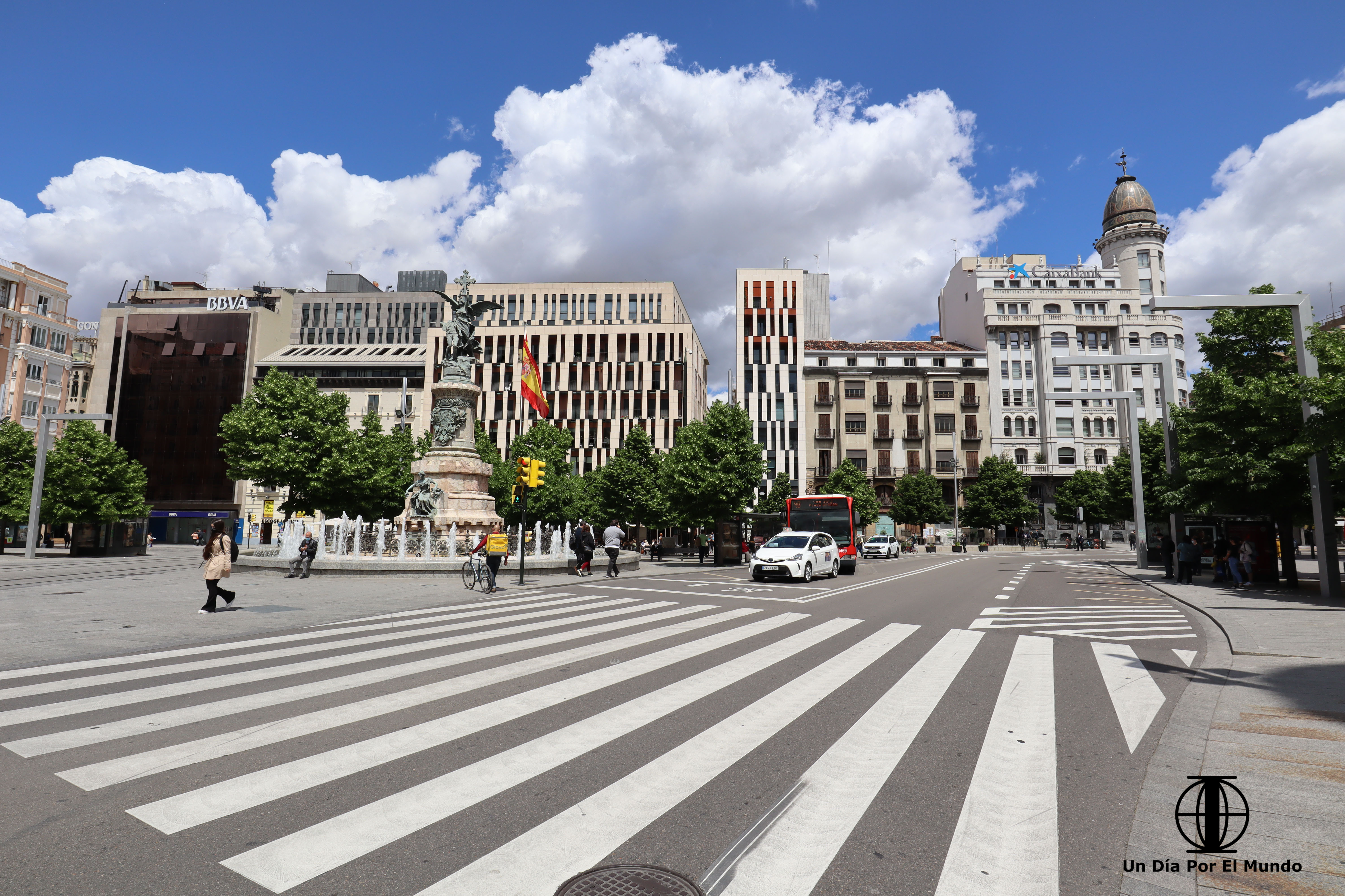 que-ver-en-zaragoza-en-un-dia Plaza de España de Zaragoza
